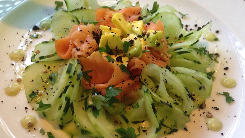 carpaccio-de-pepino-y-salmon