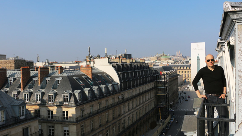 Le-meurice-balcon-Pedro Maal
