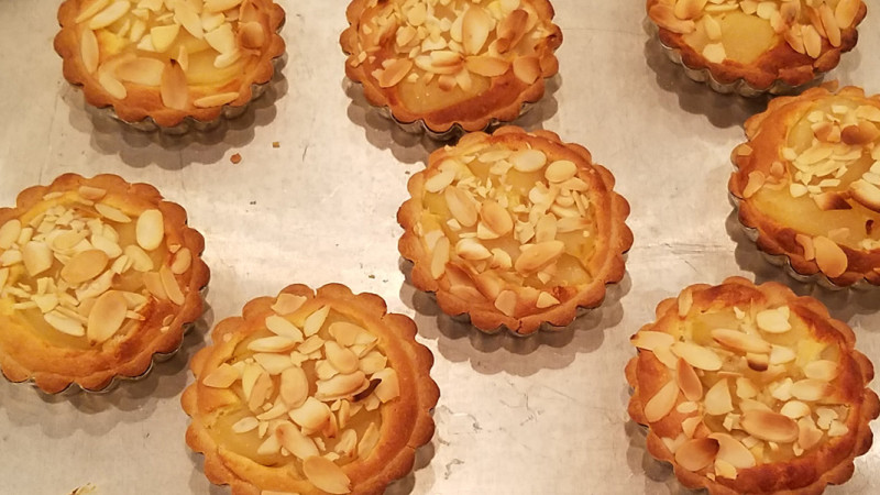 Tartaletas-de-pera-y-almendra