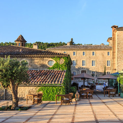 Dos espectaculares hoteles para veranear en la Provence