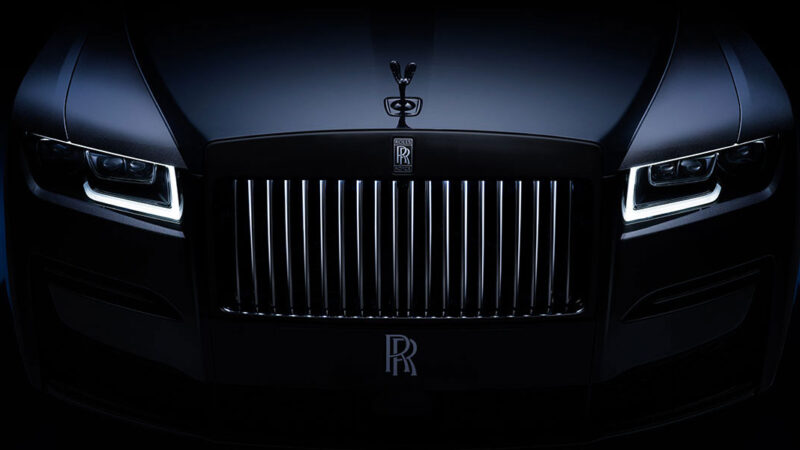 Rolls-Royce-Black-Badge-Ghost-2022