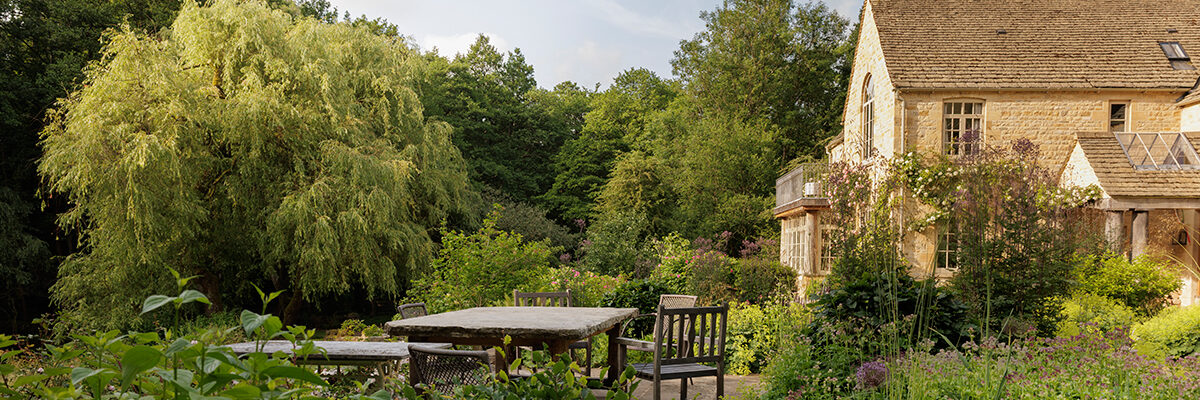 Cottagecore Gardens: diseñar menos, vivir más