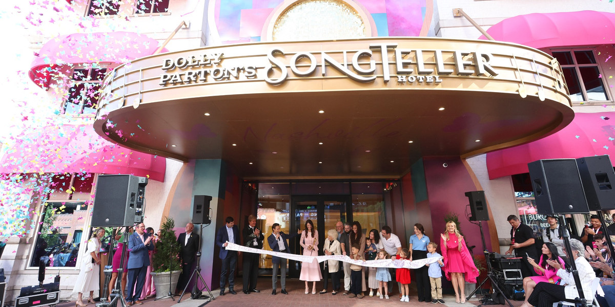 Inauguracion del SongTeller Hotel en Nashville Tennessee
